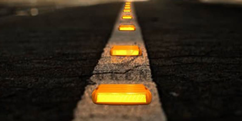 tachas reflectivas